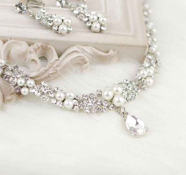 sparkling pearl flowers cystal tiaras crown bridal jewerly wedding accessory hair jewerly hairwear, Golden;silver
sparkling pearl flowers cystal tiaras crown bridal jewerly wedding accessory hair jewerly hairwear, Golden;silver