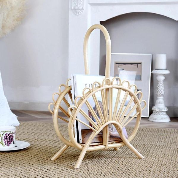 portable rattan book rack handmade peacock shape decorative rattan magazine bookcase with handle1
portable rattan book rack handmade peacock shape decorative rattan magazine bookcase with handle1