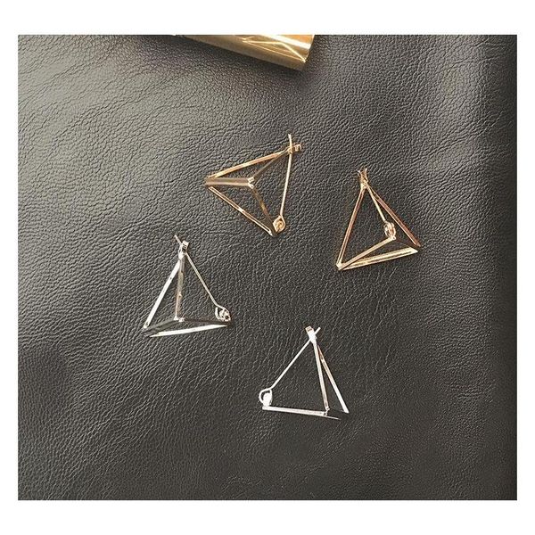 simple and creative geometric three-nsional triangular hollow earrings personalized cool earrings accessor sqcylz beauty888, Golden;silver
simple and creative geometric three-nsional triangular hollow earrings personalized cool earrings accessor sqcylz beauty888, Golden;silver