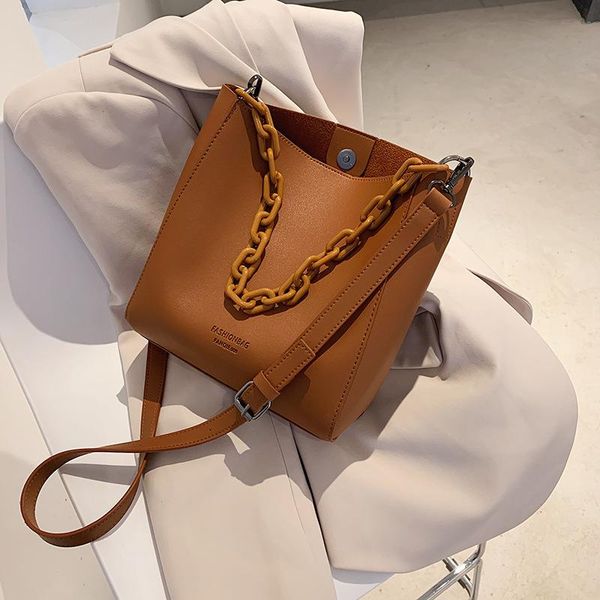 cross body high-quality women's bucket bag 2021 spring trendy texture hand-carrying shoulder messenger chain retro handbag
cross body high-quality women's bucket bag 2021 spring trendy texture hand-carrying shoulder messenger chain retro handbag