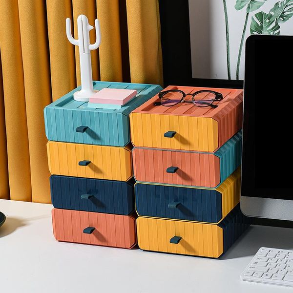 2021 household drawer type deskcosmetic storage boxes plastic makeup organizer dressing table pouch suitcase make up case
2021 household drawer type deskcosmetic storage boxes plastic makeup organizer dressing table pouch suitcase make up case