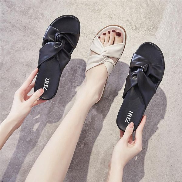 slippers 2021 leather sandals women summer soft outdoor indoor beach shoes fashion convenience slip-on female1, Black
slippers 2021 leather sandals women summer soft outdoor indoor beach shoes fashion convenience slip-on female1, Black