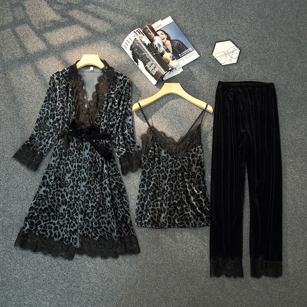 2021 new women's spring summer golden velvet pajamas sets leopard print with lace sleepwear female v neck slim nightwear ladies luy6, Black;red
2021 new women's spring summer golden velvet pajamas sets leopard print with lace sleepwear female v neck slim nightwear ladies luy6, Black;red