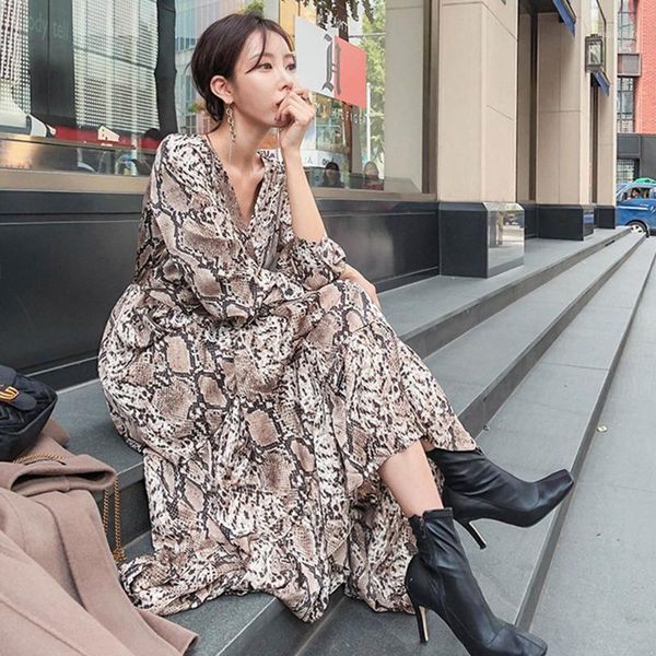 snake print long dress women v neck ankle length party dress long sleeve casual ruffles chiffon korean vintage spring a2131, Black;gray
snake print long dress women v neck ankle length party dress long sleeve casual ruffles chiffon korean vintage spring a2131, Black;gray