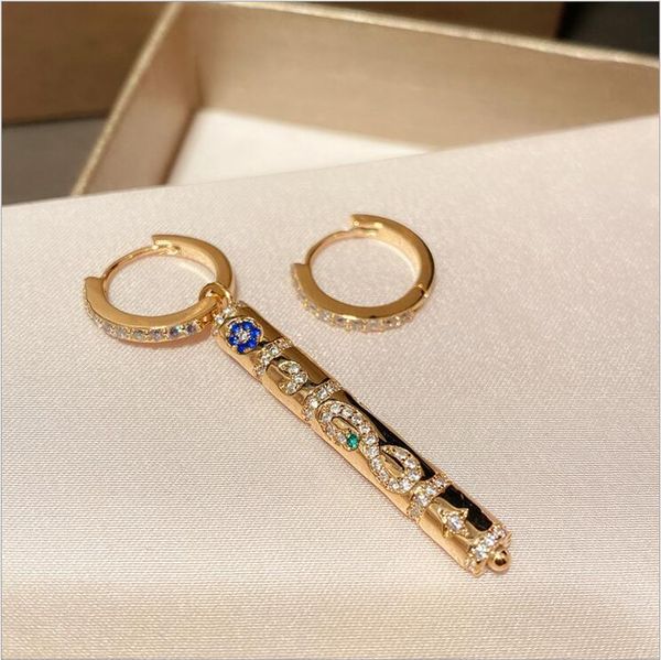 звезды женщины луна totem простые straight полоски стик вертикальные с rhinestone серьги дизайн изысканный серьги, Golden;silver
звезды женщины луна totem простые straight полоски стик вертикальные с rhinestone серьги дизайн изысканный серьги, Golden;silver