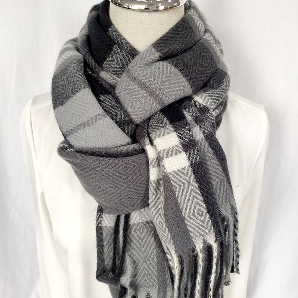 grey black white plaid scarf women's winter korean tassel, warm and thickened imitation cashmere student bib herringbone pattern, Blue;gray
grey black white plaid scarf women's winter korean tassel, warm and thickened imitation cashmere student bib herringbone pattern, Blue;gray