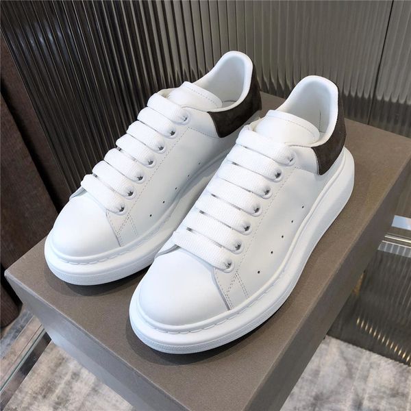 2021 men women scarpe oversized sneaker man woman white smooth calf leather lace-up sneaker lusso platform shoes eu size 35-45, Black 
2021 men women scarpe oversized sneaker man woman white smooth calf leather lace-up sneaker lusso platform shoes eu size 35-45, Black