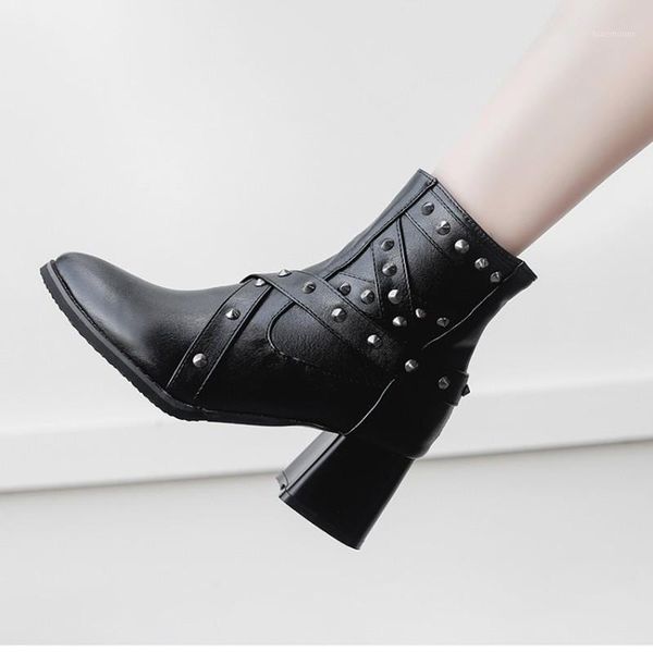 boots winter ankle female block mid heels shoes casual chunky heel zip botas mujer thick woman maziao1, Black
boots winter ankle female block mid heels shoes casual chunky heel zip botas mujer thick woman maziao1, Black