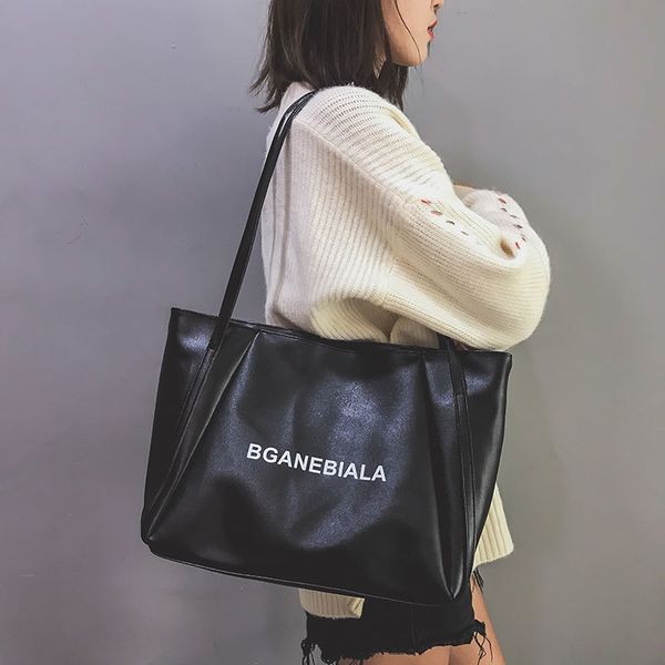 bag 2020 new women's bag college students chic wild casual tote simple shoulder
bag 2020 new women's bag college students chic wild casual tote simple shoulder