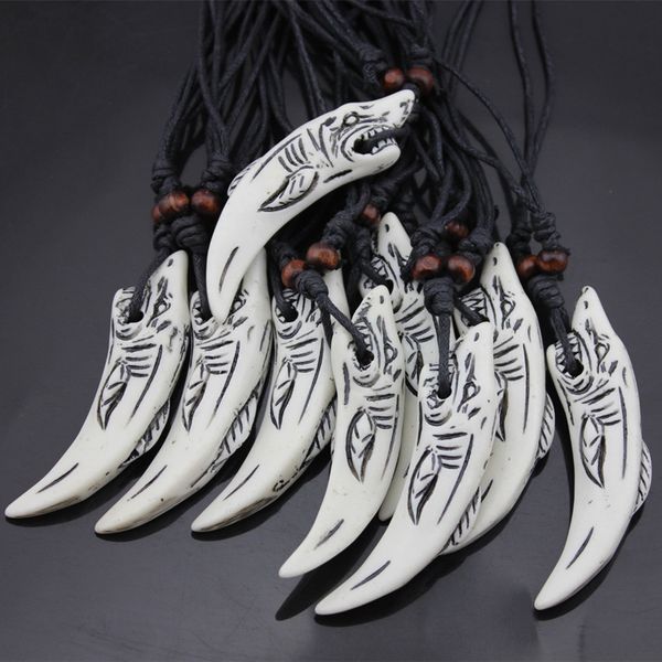 wholesale 12pcs male and female shark bone carving necklace sweater chain imitation tooth shark necklace jewelry gift 201013, Silver
wholesale 12pcs male and female shark bone carving necklace sweater chain imitation tooth shark necklace jewelry gift 201013, Silver