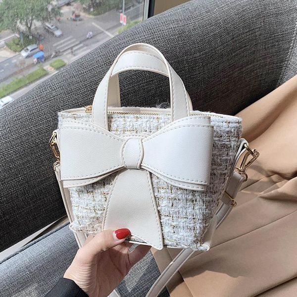 shoulder bags cute bow tote bucket bag 2021 fashion quality pu leather women's designer handbag small messenger travel
shoulder bags cute bow tote bucket bag 2021 fashion quality pu leather women's designer handbag small messenger travel