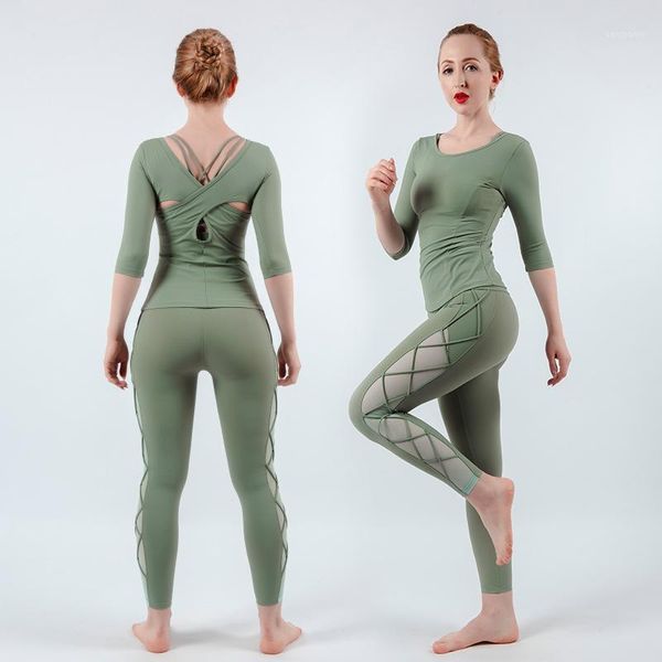 yoga outfits peneran crossover design set women sportswear long sleeve leggings gym clothing sport outfit for fitness suit 2xl1, White;red
yoga outfits peneran crossover design set women sportswear long sleeve leggings gym clothing sport outfit for fitness suit 2xl1, White;red