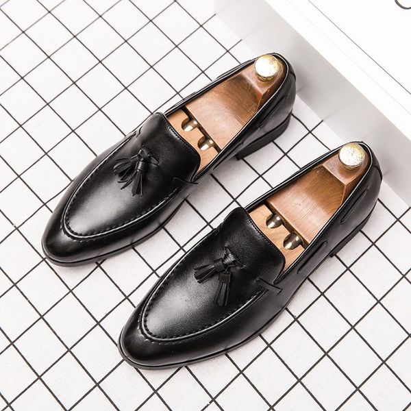 2020 men casual shoes breathable leather loafers business office shoes for men driving moccasins comfortable slip on tassel shoe, Black
2020 men casual shoes breathable leather loafers business office shoes for men driving moccasins comfortable slip on tassel shoe, Black