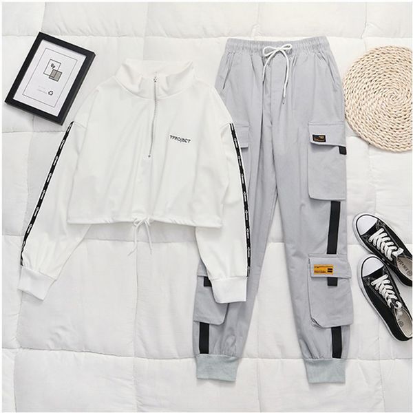 spring women's high waist cargo pants winter fur sports loose pants harajuku bf velvet cargo pants elastics trousers 201119, Black;white
spring women's high waist cargo pants winter fur sports loose pants harajuku bf velvet cargo pants elastics trousers 201119, Black;white