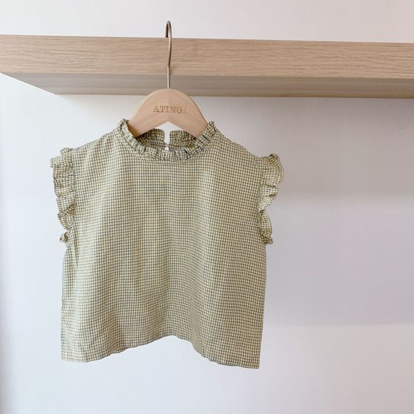 3385 children's summer pliad blouse girl's korean sleeveless lace shirt ruffle girls kids blouses y200704, White;black
3385 children's summer pliad blouse girl's korean sleeveless lace shirt ruffle girls kids blouses y200704, White;black