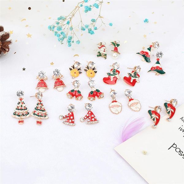 3 pairs christmas themed creative oil drip earring set christmas ear studs diamond bell earring for women ear jewelry bbyzlp lg2010
3 pairs christmas themed creative oil drip earring set christmas ear studs diamond bell earring for women ear jewelry bbyzlp lg2010