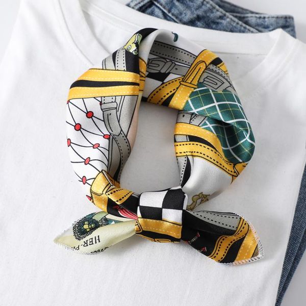 2020 new silk square scarf lady hair band print female bandana fashion shawl and wraps neckerchief women bag scarves hijab, Blue;gray
2020 new silk square scarf lady hair band print female bandana fashion shawl and wraps neckerchief women bag scarves hijab, Blue;gray
