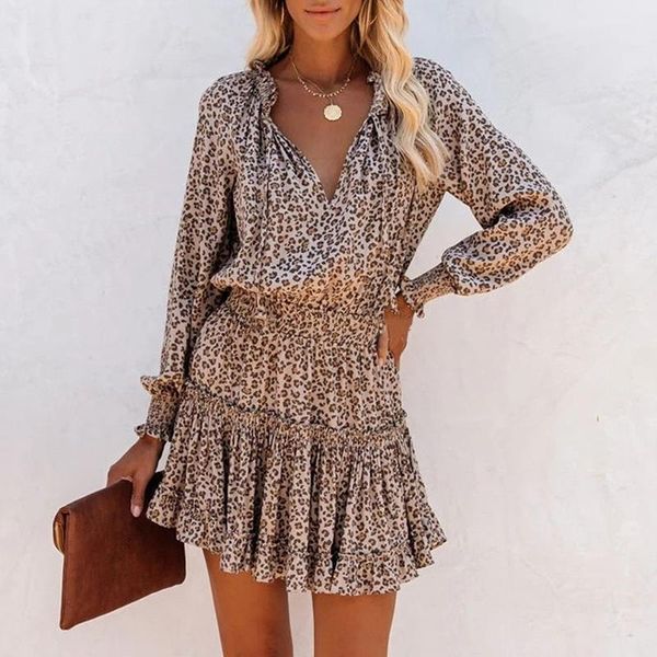 casual women v-neck cheetah ruffles long sleeve dress leopard print dress elegant fashion chic autumn dress winter 2021, Black;gray
casual women v-neck cheetah ruffles long sleeve dress leopard print dress elegant fashion chic autumn dress winter 2021, Black;gray