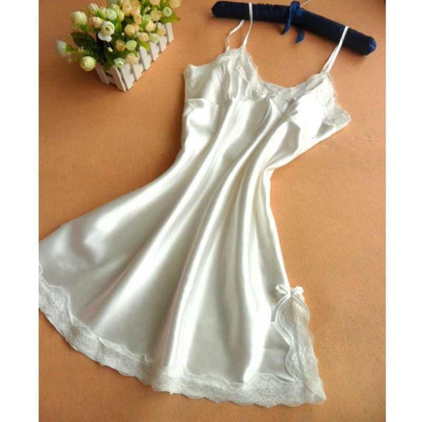 cross-border wholesale lingerie lace suspenders lingerie perective dress temptation women's underwear package containing, Black;white
cross-border wholesale lingerie lace suspenders lingerie perective dress temptation women's underwear package containing, Black;white