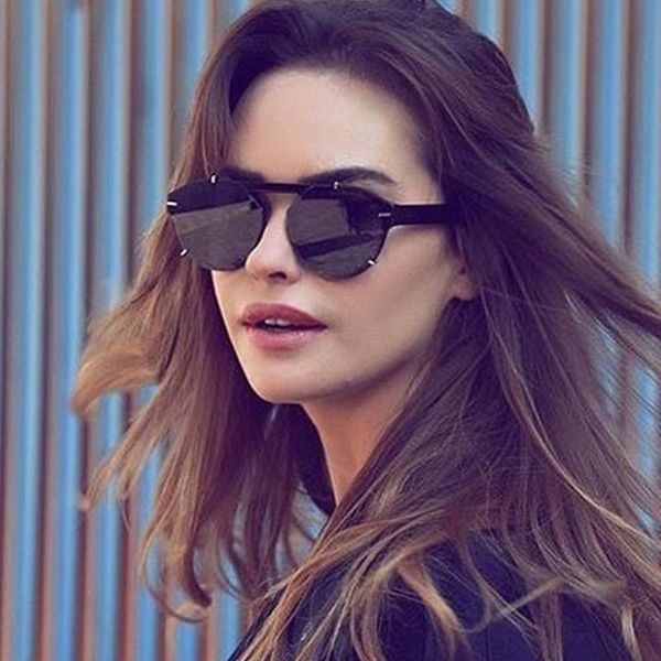 sunglasses vintage black women fashion round shades for classic woman 2021, White;black
sunglasses vintage black women fashion round shades for classic woman 2021, White;black