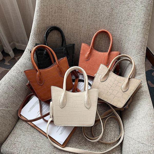 shoulder bags solid color luxury crocodile pattern cross body bag design pu leather for women 2021 quality handbags female
shoulder bags solid color luxury crocodile pattern cross body bag design pu leather for women 2021 quality handbags female