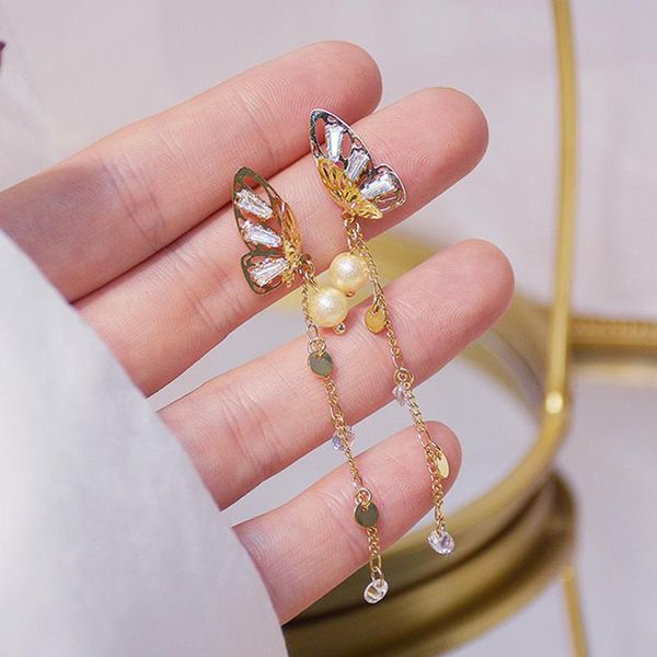 design hollow out shiny crystal butterfly dangler earrings for women designer luxury jewelry zircon s925 needle, Silver
design hollow out shiny crystal butterfly dangler earrings for women designer luxury jewelry zircon s925 needle, Silver