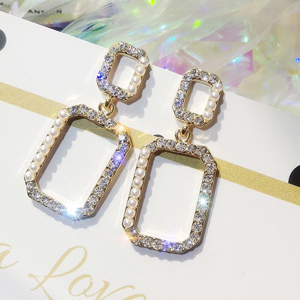 geometry pearl female personality korean long earrings 2020 new arrival zinc alloy classic geometric women dangle earrings, Silver
geometry pearl female personality korean long earrings 2020 new arrival zinc alloy classic geometric women dangle earrings, Silver
