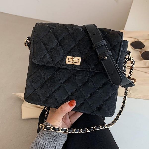 autumn and winter all-match handbags 2020 popular new trendy fashion chain messenger net red one-shoulder small square bag 
autumn and winter all-match handbags 2020 popular new trendy fashion chain messenger net red one-shoulder small square bag
