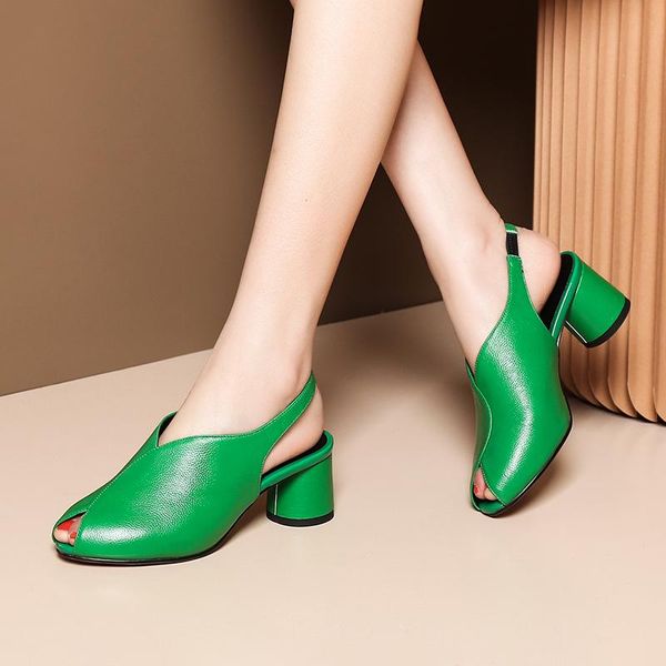 dress shoes 2021 spring and summer women's work solid color simple style comfortable wild thick with single fish spec, Black
dress shoes 2021 spring and summer women's work solid color simple style comfortable wild thick with single fish spec, Black