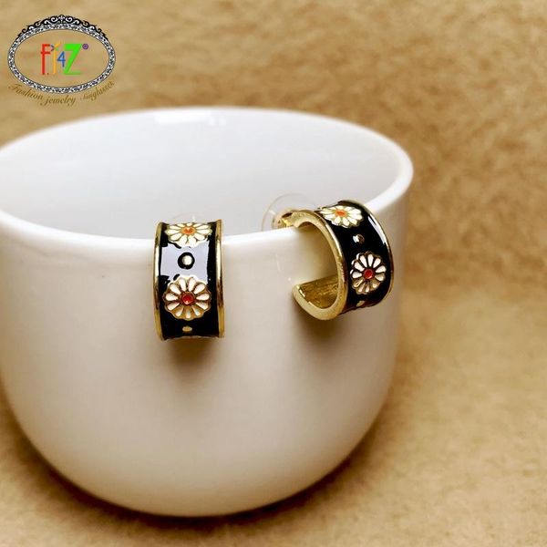 hoop & huggie f.j4z 2021 trend earrings for women enamel flower small lady anti-allergic party jewelry christmas, Golden;silver
hoop & huggie f.j4z 2021 trend earrings for women enamel flower small lady anti-allergic party jewelry christmas, Golden;silver