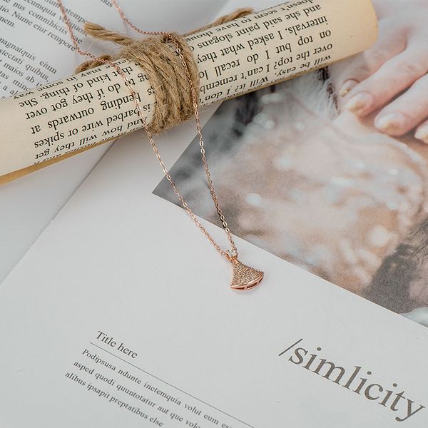 skirt female s925 necklace, silver, diamond fan, small tiktok, temperament, net, red and vibrato ornaments
skirt female s925 necklace, silver, diamond fan, small tiktok, temperament, net, red and vibrato ornaments