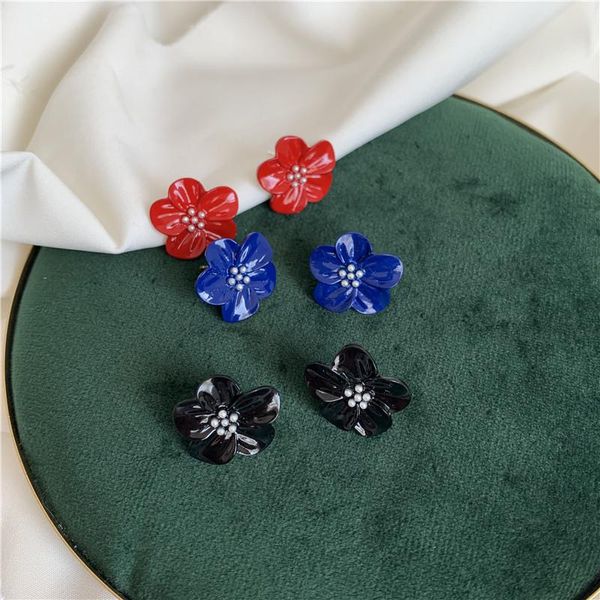 3 color new design flower stud earrings painted small pearl cute korean design red fashion jewelry for women, Golden;silver
3 color new design flower stud earrings painted small pearl cute korean design red fashion jewelry for women, Golden;silver