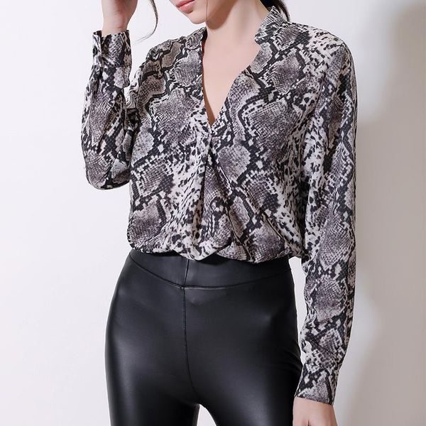 casual women snake print blouse female long sleeve blouse shirt office lady turn down for spring autumn, White
casual women snake print blouse female long sleeve blouse shirt office lady turn down for spring autumn, White