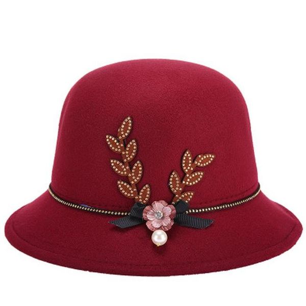 fashion new elegant hat winter female hat felt winter pure wool hold warm cap hat for women pearls decorations small felt hats wmteto, Black;white
fashion new elegant hat winter female hat felt winter pure wool hold warm cap hat for women pearls decorations small felt hats wmteto, Black;white