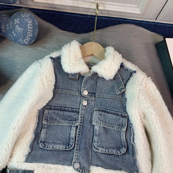2020 new original single high-end boys and girls lamb hair lapel motorcycle jacket composite fabric upper body to keep warm, Blue;gray
2020 new original single high-end boys and girls lamb hair lapel motorcycle jacket composite fabric upper body to keep warm, Blue;gray