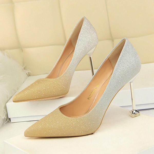 2020 shoes woman sequins pointed toe women party wedding nightclub mixed colors thin high heel pumps women shoes ds-a0193, Black
2020 shoes woman sequins pointed toe women party wedding nightclub mixed colors thin high heel pumps women shoes ds-a0193, Black