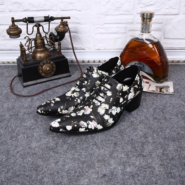 2020 men's fashion oxfords shoes retro british men's flower print casual shoes laced pointed genuine leather flats1, Black
2020 men's fashion oxfords shoes retro british men's flower print casual shoes laced pointed genuine leather flats1, Black
