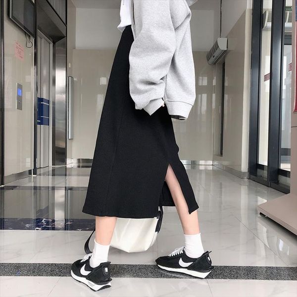 4 colors autumn high waist straight skirts womens 2020 solid color back split high waist a line long skirts womens x1169, Black
4 colors autumn high waist straight skirts womens 2020 solid color back split high waist a line long skirts womens x1169, Black