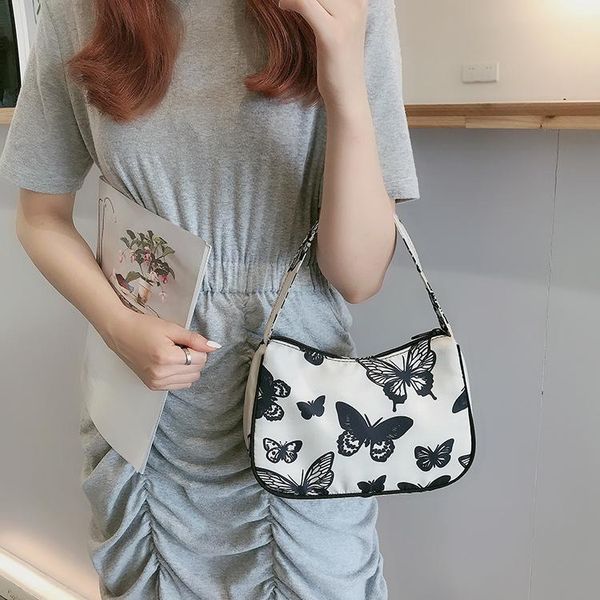 fashion retro ladies small shoulder bag butterfly pattern female hobos handbag simple girls underarm bags clutch purse bolsas
fashion retro ladies small shoulder bag butterfly pattern female hobos handbag simple girls underarm bags clutch purse bolsas