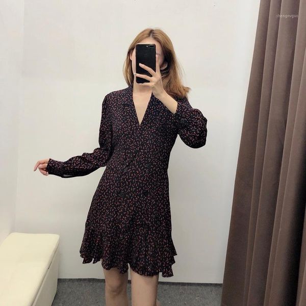 autumn 2019 new fashion tiny cute floral prints above knee lining shorts inside women long sleeve dress1, Black;gray
autumn 2019 new fashion tiny cute floral prints above knee lining shorts inside women long sleeve dress1, Black;gray