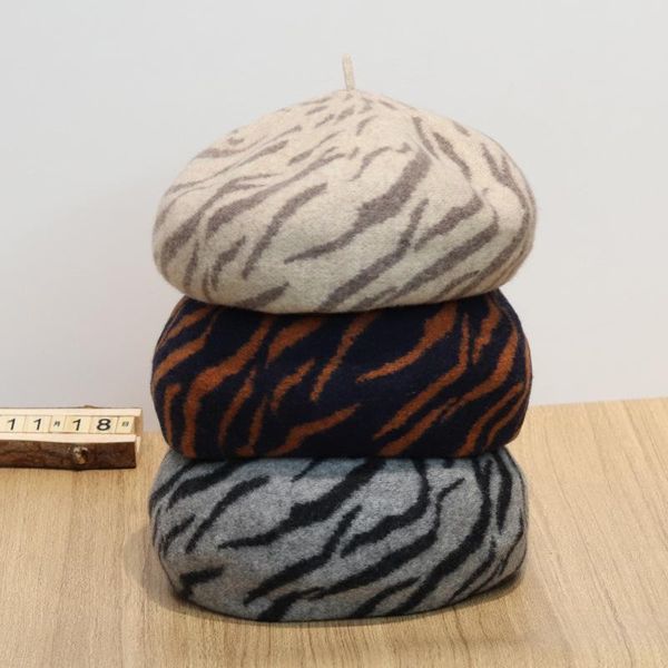 beret women winter hat wool stripe warm retro snow outdoor accessory for female, Blue;gray
beret women winter hat wool stripe warm retro snow outdoor accessory for female, Blue;gray