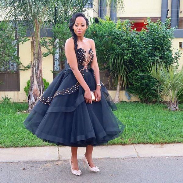 black tulle aso ebi prom dresses sweetheart beaded buttons back cocktail party formal women wear tea length short vestidos de novia
black tulle aso ebi prom dresses sweetheart beaded buttons back cocktail party formal women wear tea length short vestidos de novia