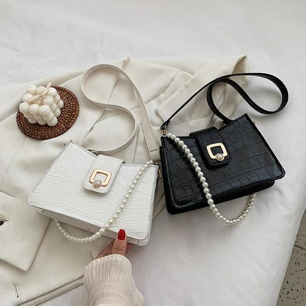 женщины crossbody сумка сумки сумка подмышками кожа pu перл цепи плечевой ремень сумки
женщины crossbody сумка сумки сумка подмышками кожа pu перл цепи плечевой ремень сумки