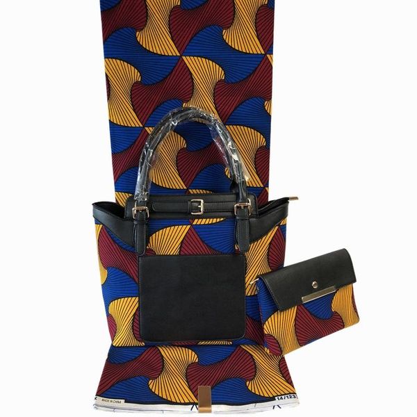 2020 african handmade wax bag with fabric set fashion woman handbag and cotton wax fabric to match set for clothes
2020 african handmade wax bag with fabric set fashion woman handbag and cotton wax fabric to match set for clothes