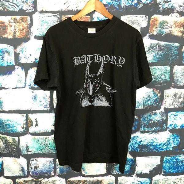 vintage bathory t-shirt 1burzum emperor mayhem venom reprint new t-shirt men fashion t shirts tee sport hooded sweatshirt hoodie
vintage bathory t-shirt 1burzum emperor mayhem venom reprint new t-shirt men fashion t shirts tee sport hooded sweatshirt hoodie