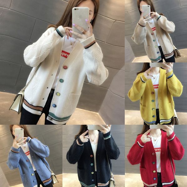 autumn 2020 button sweatercoat sweaternew loose korean lady fashion v-neck versatile cardigan coat women button color matching sweater trend, White;black
autumn 2020 button sweatercoat sweaternew loose korean lady fashion v-neck versatile cardigan coat women button color matching sweater trend, White;black