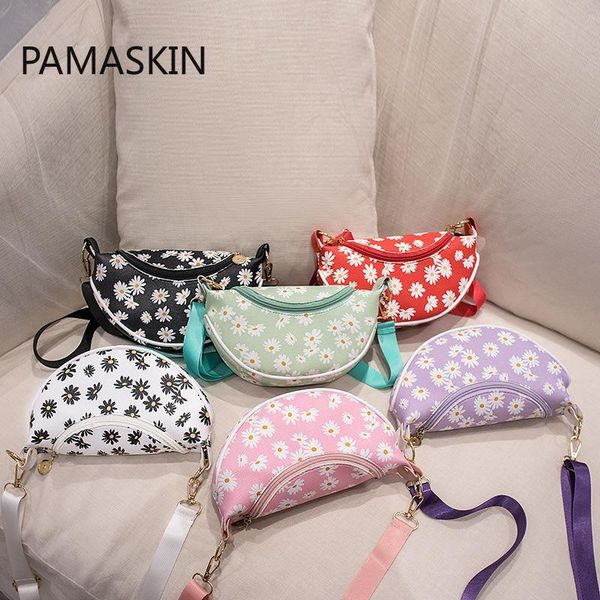 2020 new women leather floral printed fanny pack design women chese bags female outdoor running bag girls cute waist pack 
2020 new women leather floral printed fanny pack design women chese bags female outdoor running bag girls cute waist pack