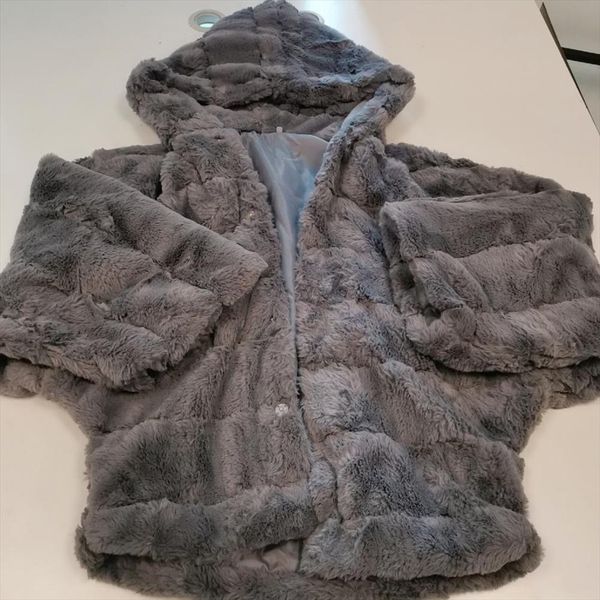 short woman parkas faux fur hooded cotton padded puffer jacket korean elegant thick warm coats and jackets women winter clothes, Black
short woman parkas faux fur hooded cotton padded puffer jacket korean elegant thick warm coats and jackets women winter clothes, Black