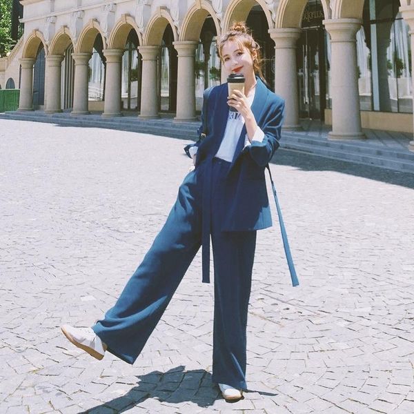women's two piece pants a undertakes to dress suit small jacket han edition loose wind leisure fashion temperament of england, White
women's two piece pants a undertakes to dress suit small jacket han edition loose wind leisure fashion temperament of england, White