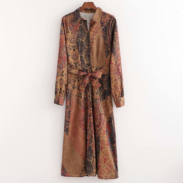 2021 new spring autumn women blet high waist fashion floral printed office lady elegant girl turn down collar outfits 9717, Black;gray
2021 new spring autumn women blet high waist fashion floral printed office lady elegant girl turn down collar outfits 9717, Black;gray